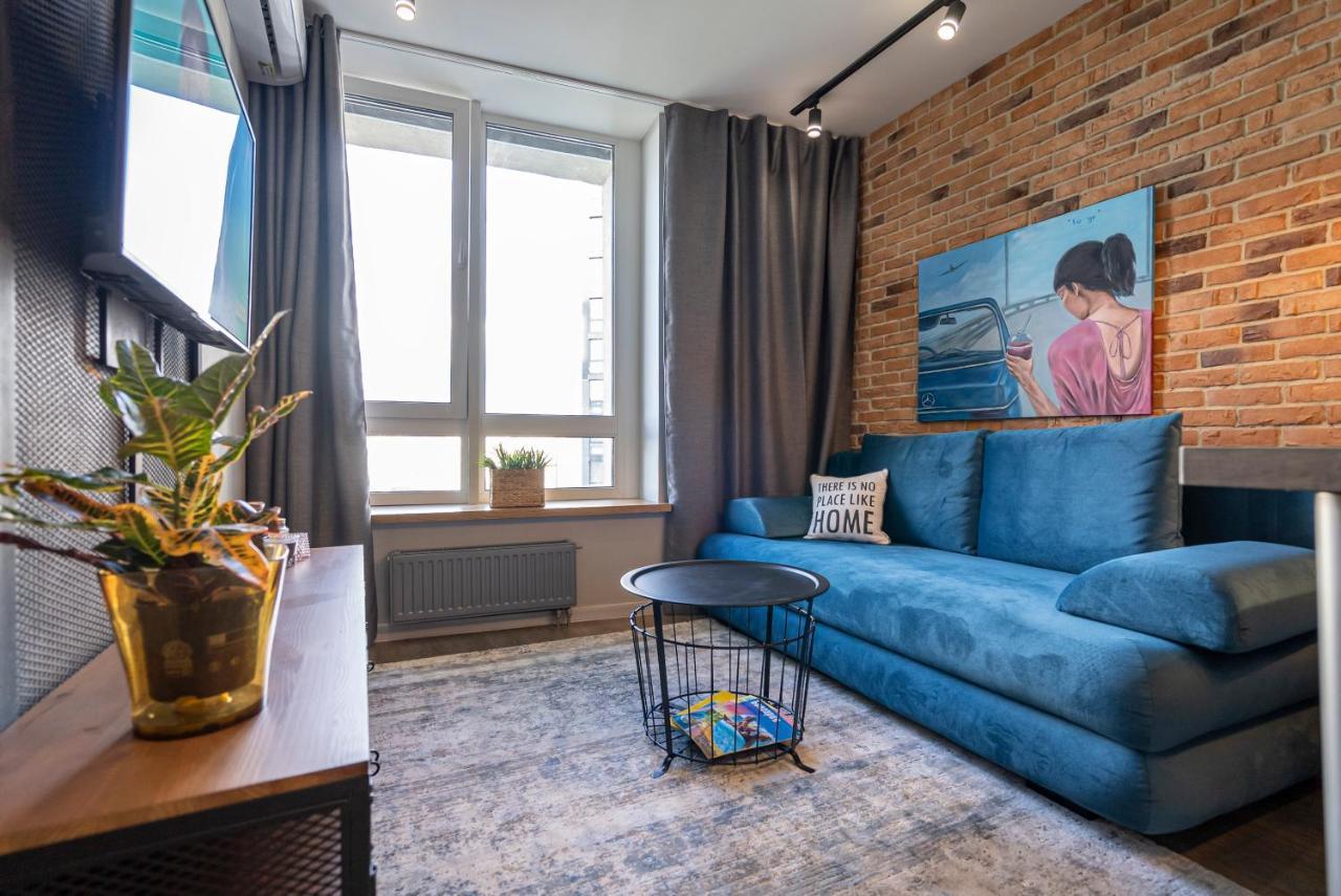 Slavutich Ecoloft Studios Киев Экстерьер фото