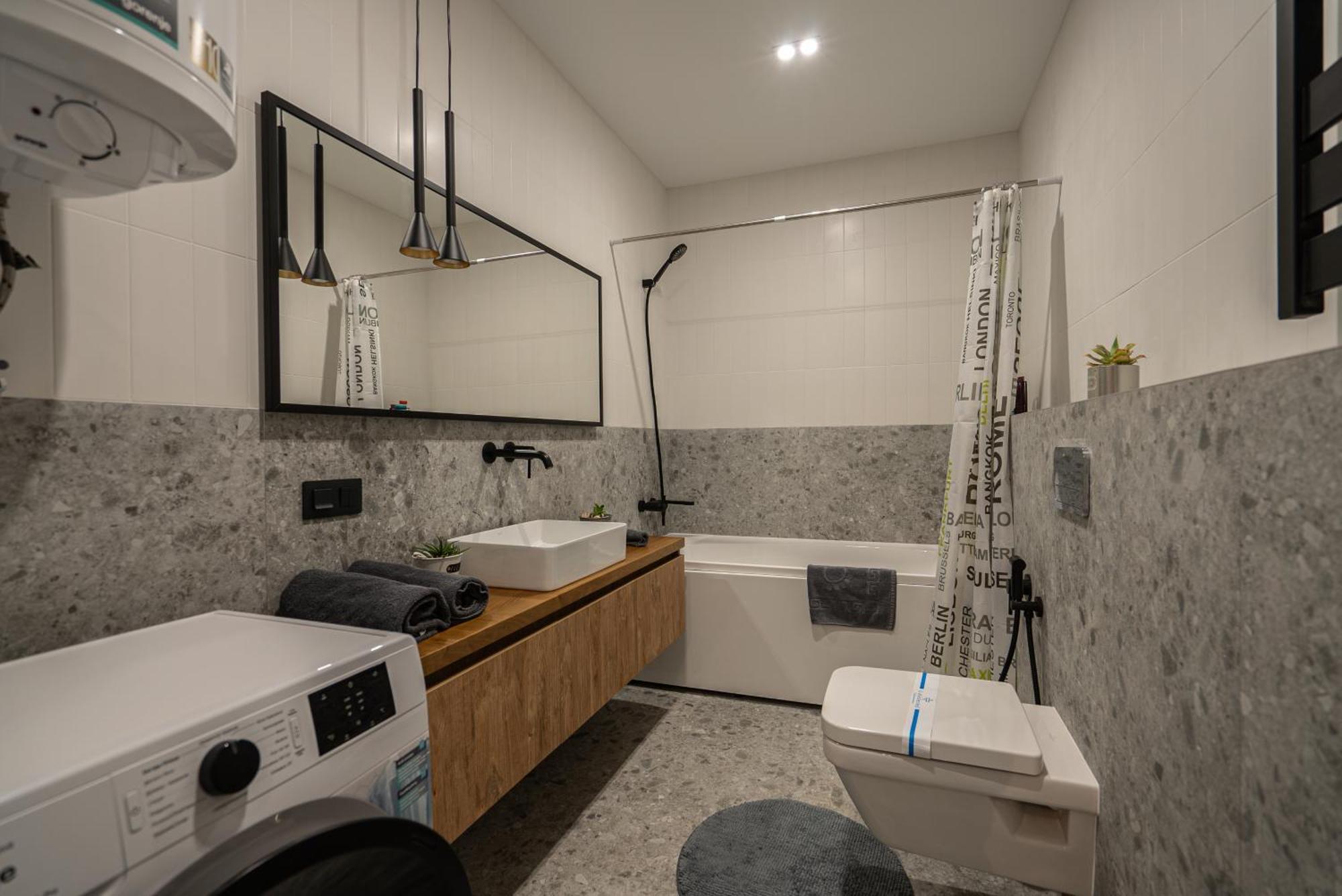 Slavutich Ecoloft Studios Киев Экстерьер фото